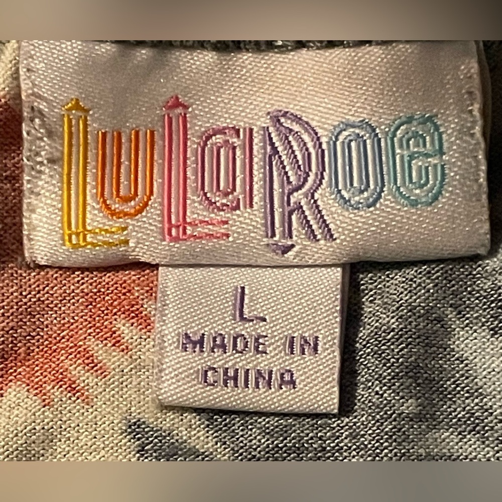 LulaRoe Randy - Picture 4 of 5